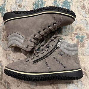 Rieker Cordula Gray Ankle Booties size 6